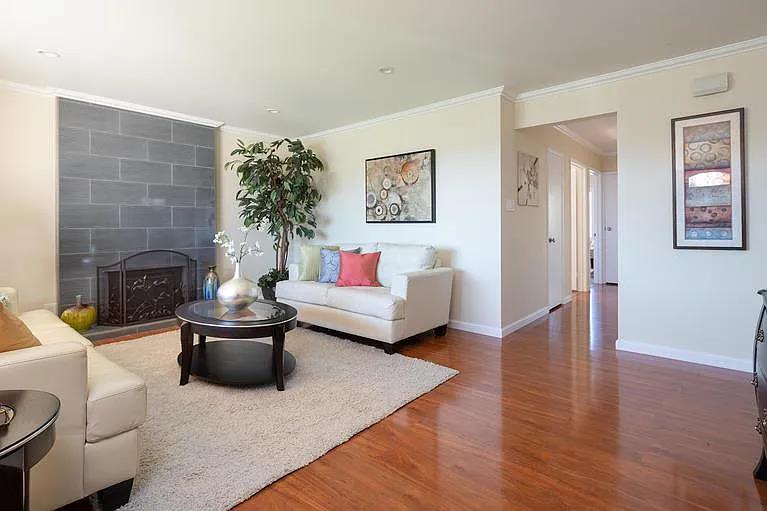 Detail Gallery Image 4 of 27 For 455 Gardenside Ave, South San Francisco,  CA 94080 - 4 Beds | 3 Baths