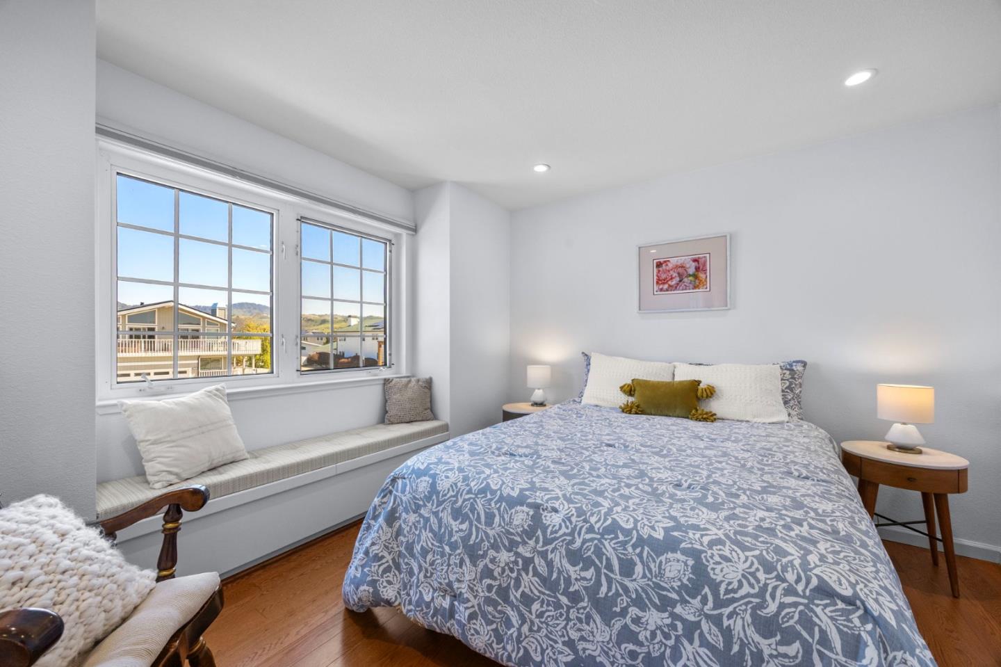Detail Gallery Image 11 of 20 For 170 Miramontes Ave, Half Moon Bay,  CA 94019 - 4 Beds | 3/1 Baths