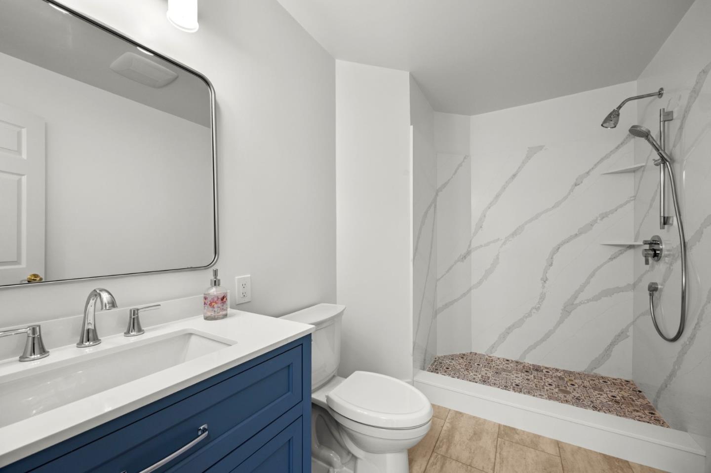 Detail Gallery Image 12 of 20 For 170 Miramontes Ave, Half Moon Bay,  CA 94019 - 4 Beds | 3/1 Baths
