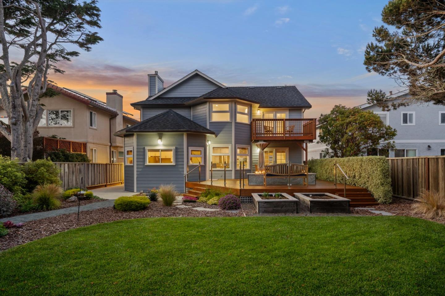 Detail Gallery Image 18 of 20 For 170 Miramontes Ave, Half Moon Bay,  CA 94019 - 4 Beds | 3/1 Baths