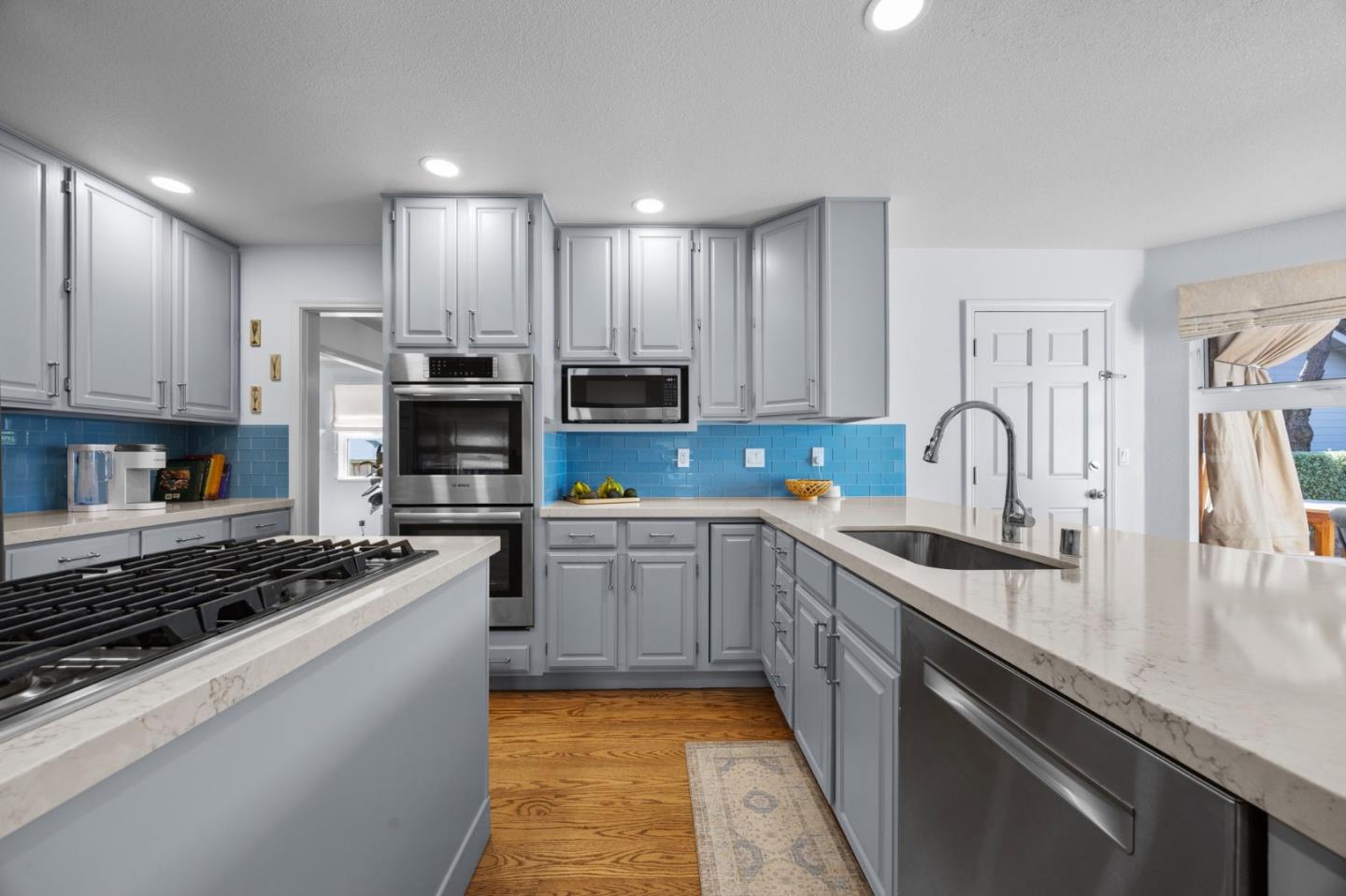 Detail Gallery Image 3 of 20 For 170 Miramontes Ave, Half Moon Bay,  CA 94019 - 4 Beds | 3/1 Baths