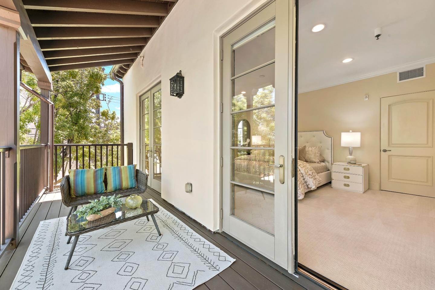Detail Gallery Image 18 of 27 For 117 W 3rd Ave, San Mateo,  CA 94402 - 2 Beds | 2/1 Baths