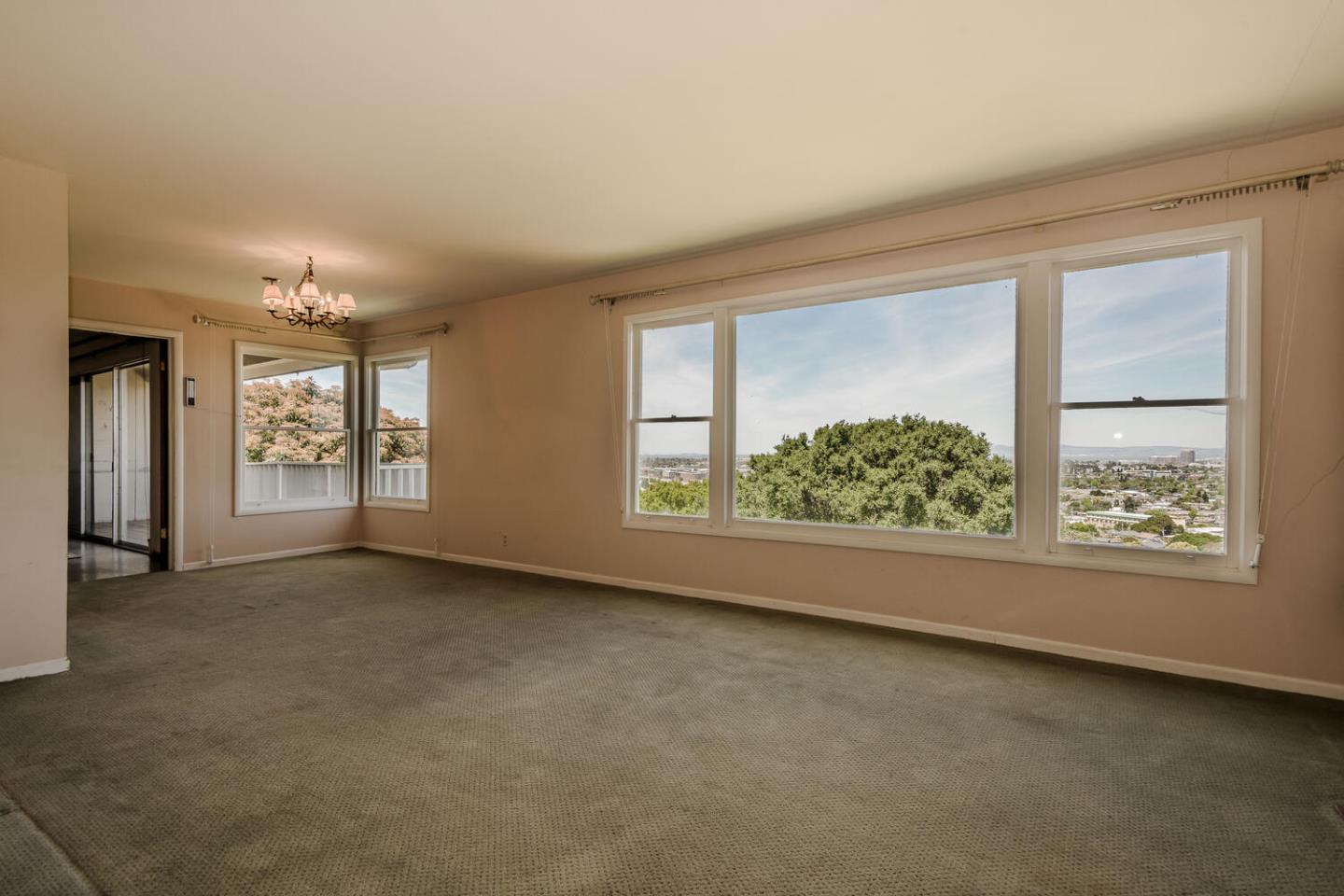 Detail Gallery Image 4 of 27 For 4301 Camden Ave, San Mateo,  CA 94403 - 3 Beds | 2 Baths