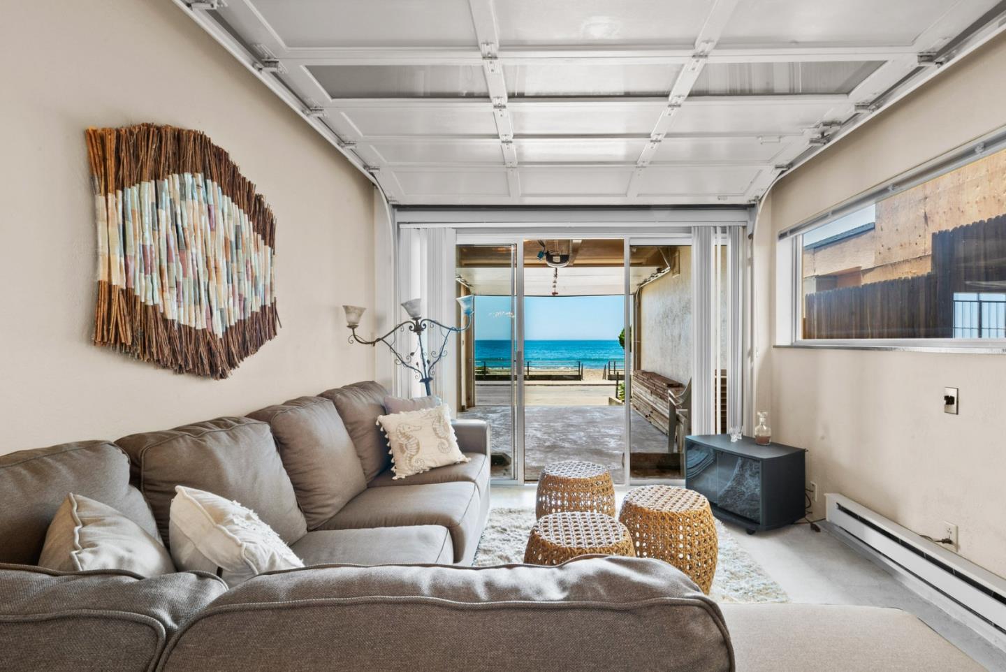Detail Gallery Image 38 of 49 For 331 Beach Dr, Aptos,  CA 95003 - 5 Beds | 3 Baths