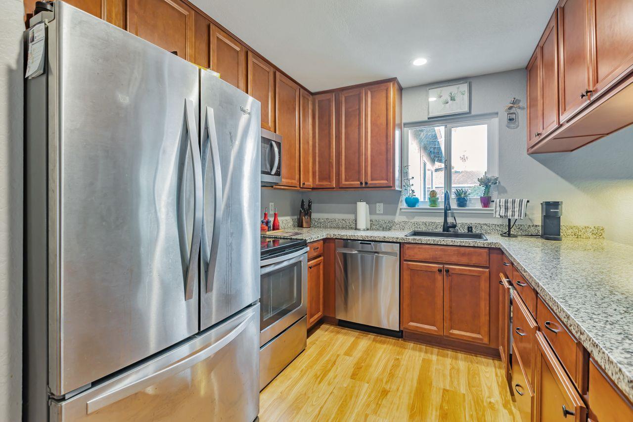 Detail Gallery Image 20 of 54 For 758 Pearlwood Way, San Jose,  CA 95123 - 4 Beds | 2 Baths