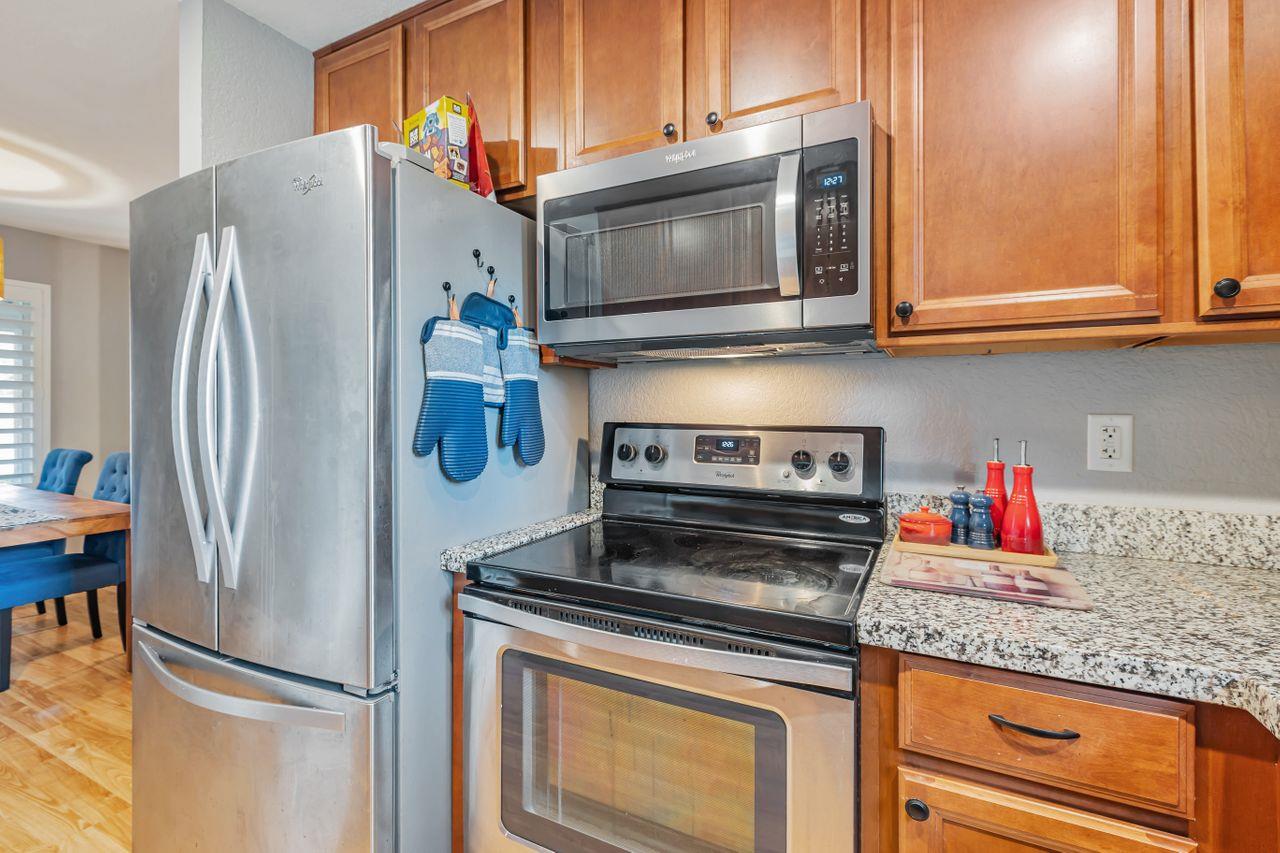 Detail Gallery Image 22 of 54 For 758 Pearlwood Way, San Jose,  CA 95123 - 4 Beds | 2 Baths