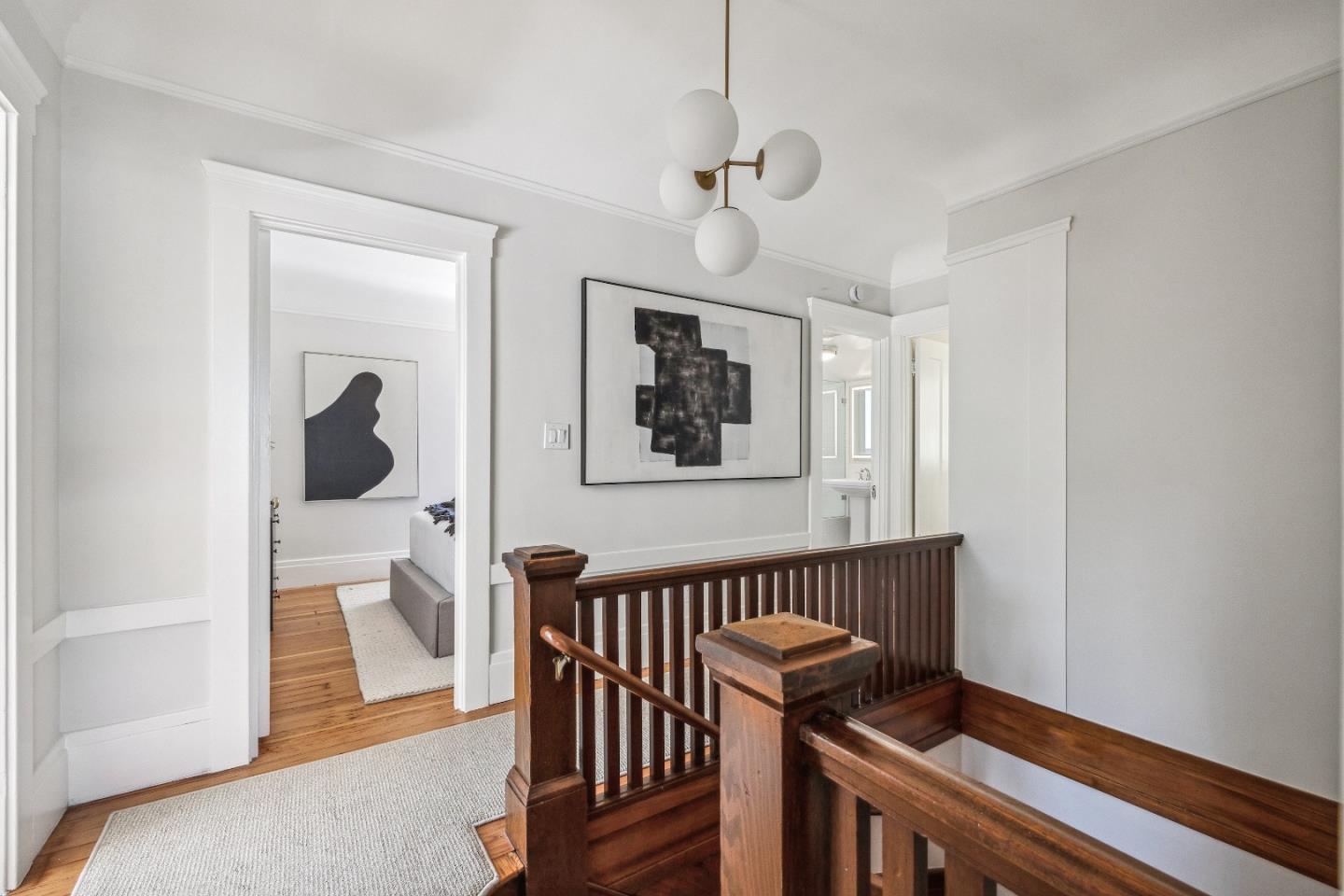 Detail Gallery Image 18 of 32 For 310 Chapin Ln, Burlingame,  CA 94010 - 3 Beds | 2/1 Baths