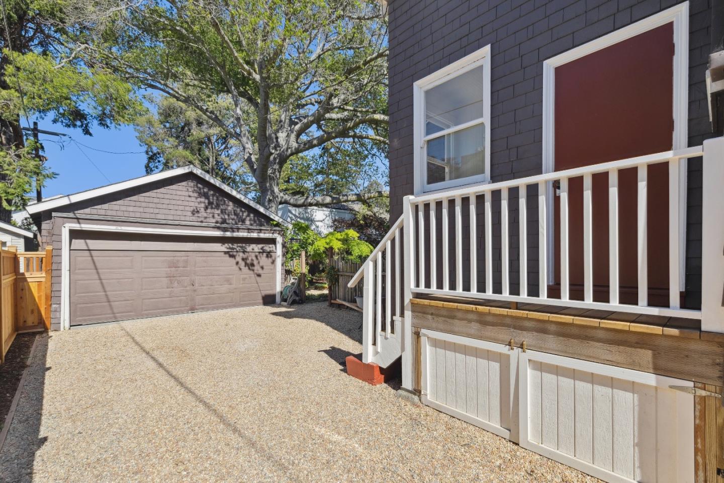 Detail Gallery Image 31 of 32 For 310 Chapin Ln, Burlingame,  CA 94010 - 3 Beds | 2/1 Baths