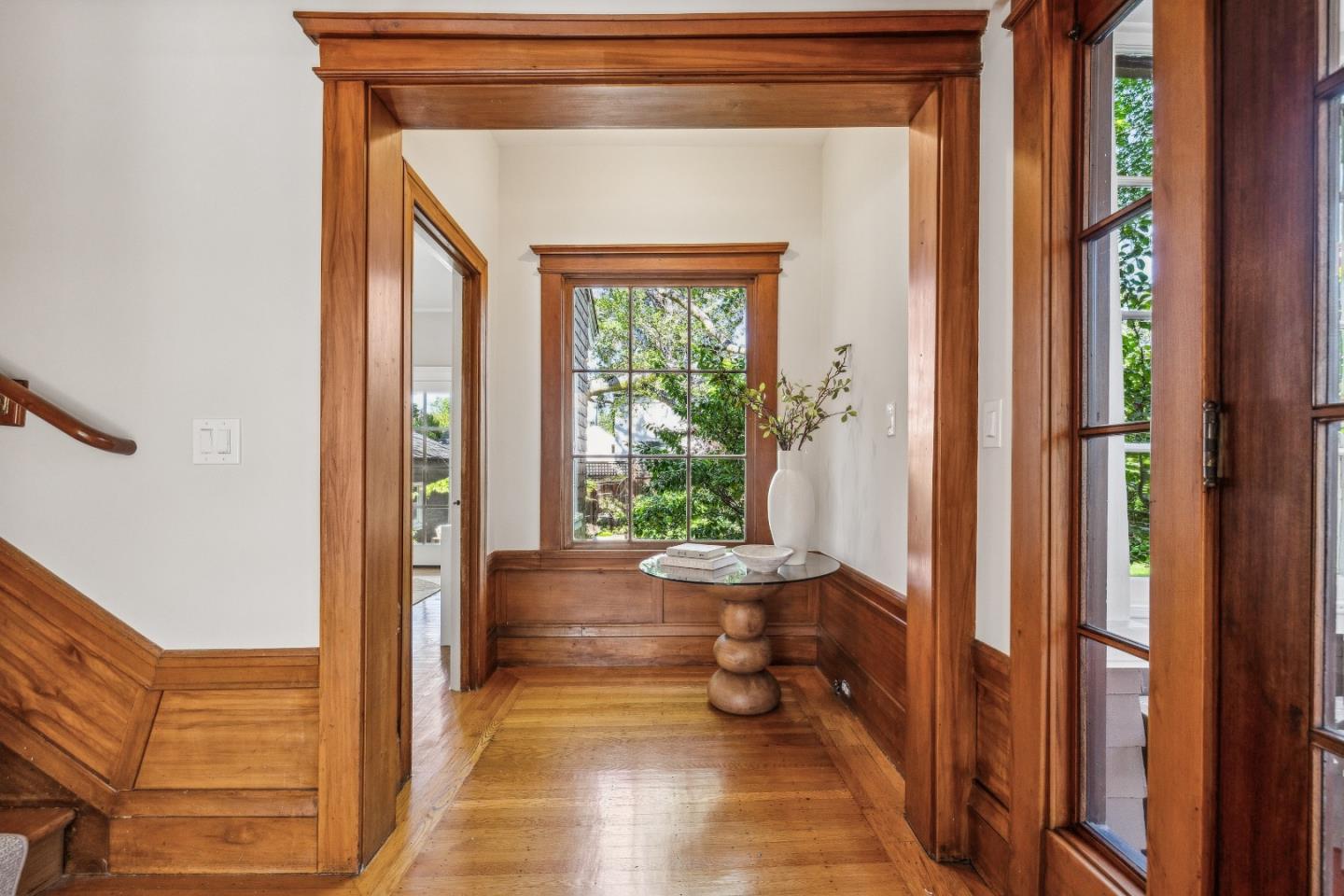 Detail Gallery Image 6 of 32 For 310 Chapin Ln, Burlingame,  CA 94010 - 3 Beds | 2/1 Baths