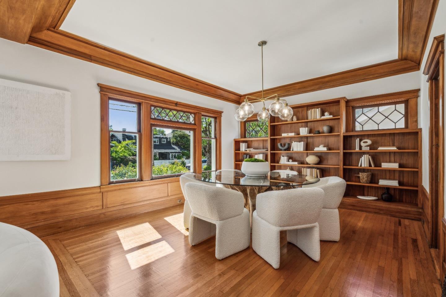 Detail Gallery Image 9 of 32 For 310 Chapin Ln, Burlingame,  CA 94010 - 3 Beds | 2/1 Baths