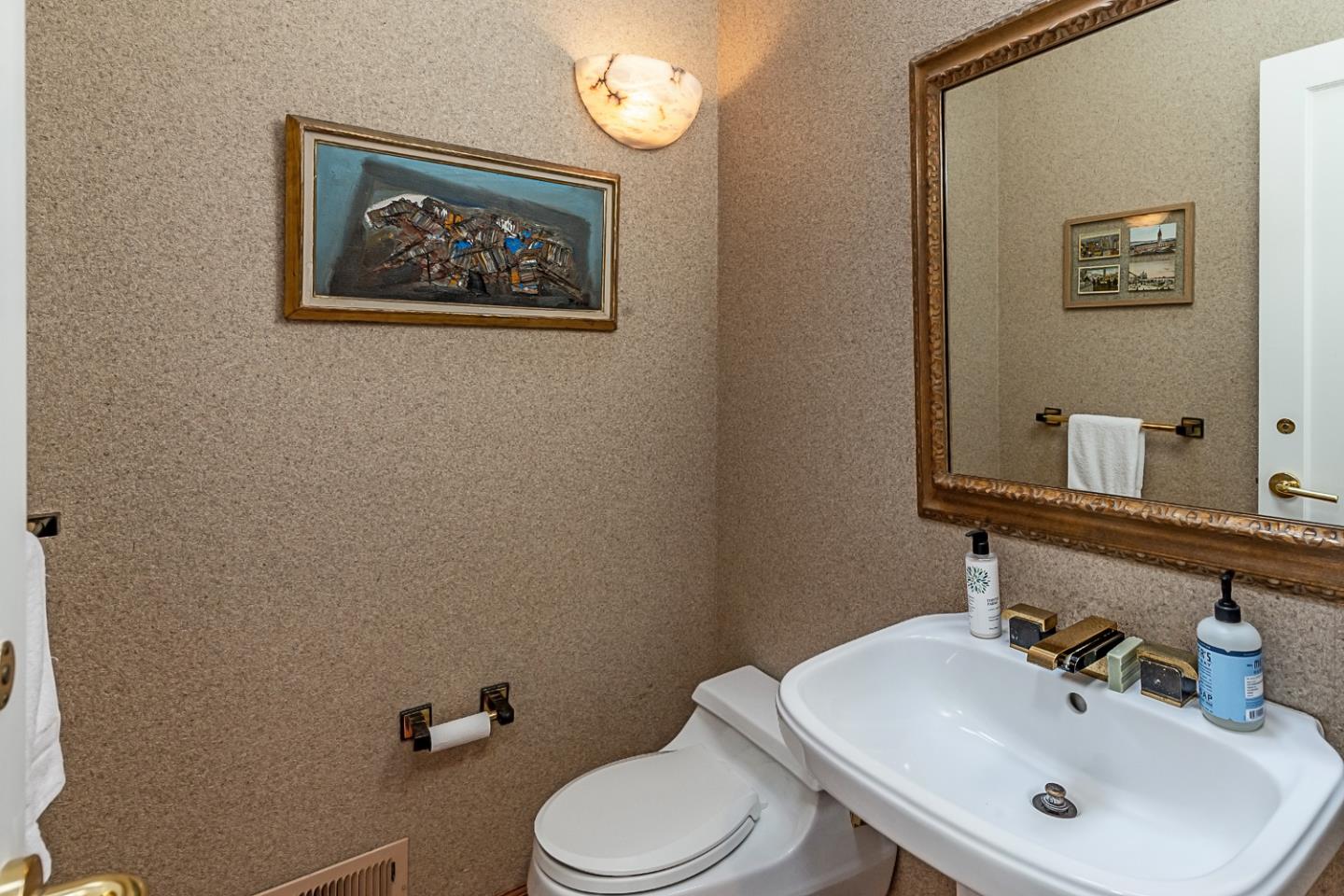 Detail Gallery Image 13 of 37 For 300 Cervantes Rd, Portola Valley,  CA 94028 - 3 Beds | 2/1 Baths