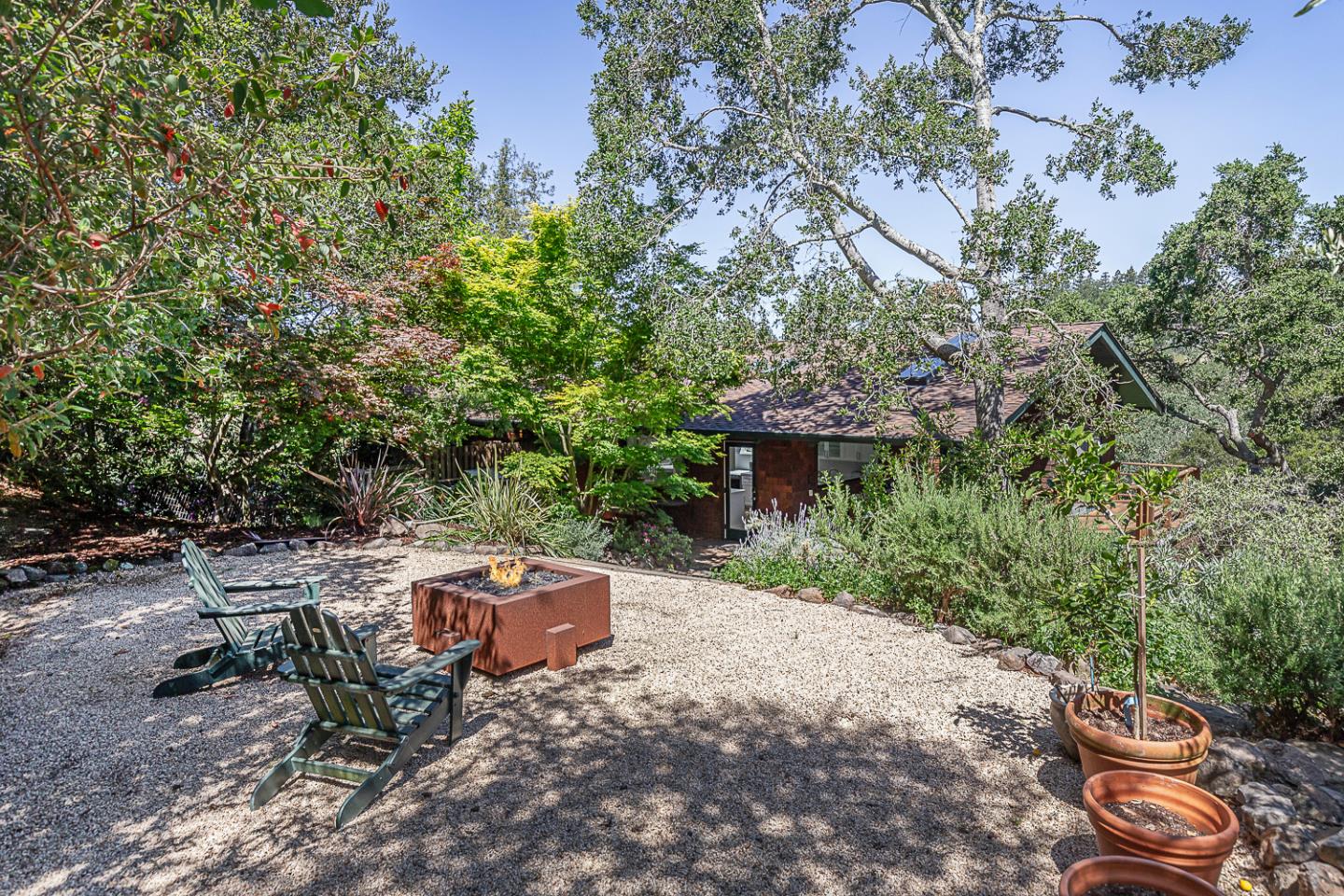 Detail Gallery Image 26 of 37 For 300 Cervantes Rd, Portola Valley,  CA 94028 - 3 Beds | 2/1 Baths
