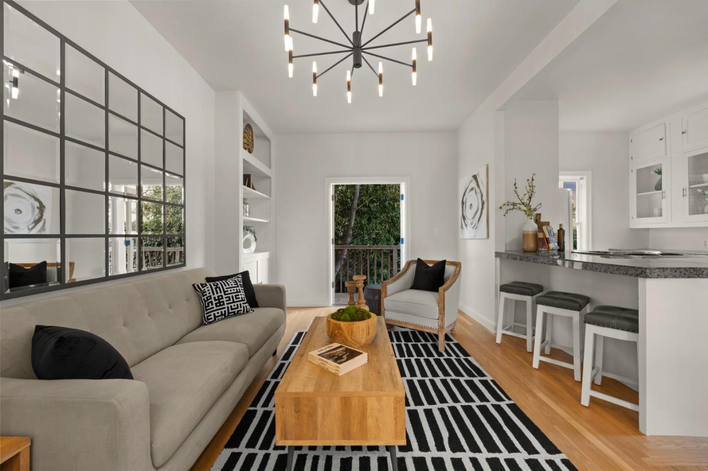 Detail Gallery Image 21 of 57 For 123 Baywood Ave, Hillsborough,  CA 94010 - 3 Beds | 2/1 Baths