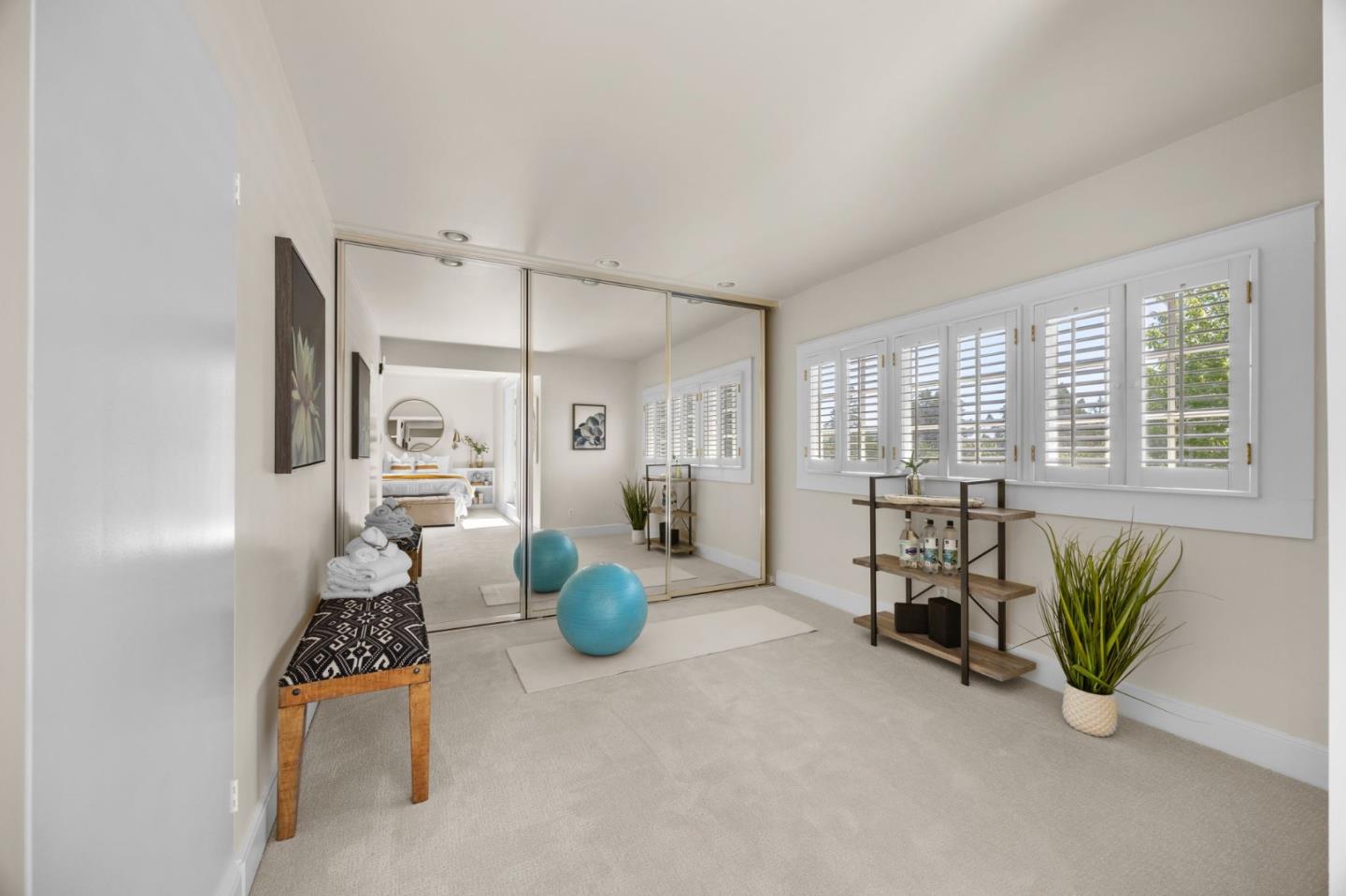 Detail Gallery Image 37 of 57 For 123 Baywood Ave, Hillsborough,  CA 94010 - 3 Beds | 2/1 Baths