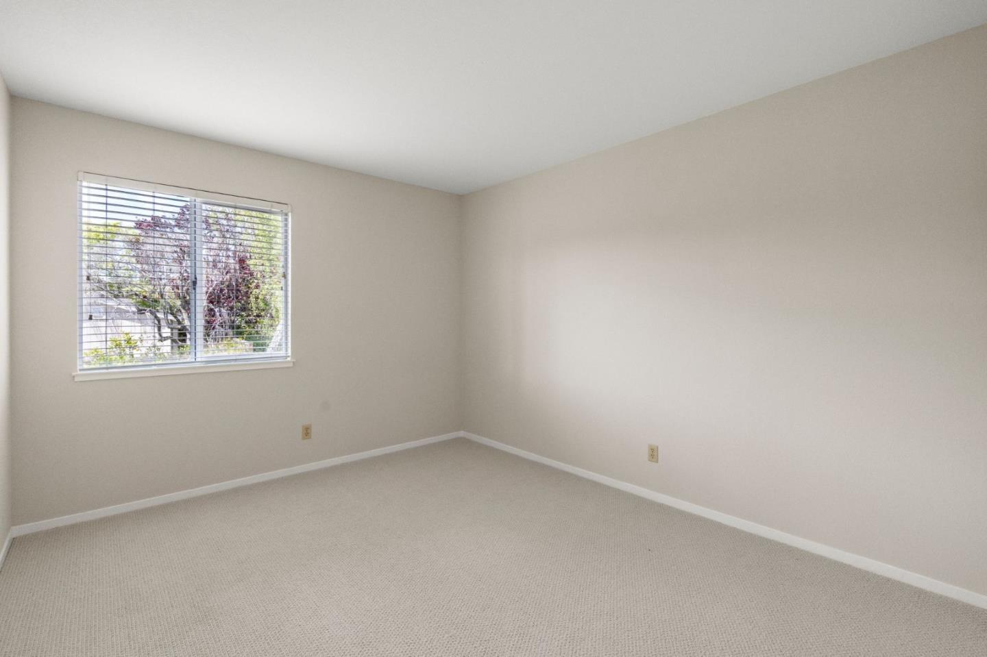 Detail Gallery Image 18 of 49 For 237 Aberdeen Dr, San Carlos,  CA 94070 - 4 Beds | 3 Baths