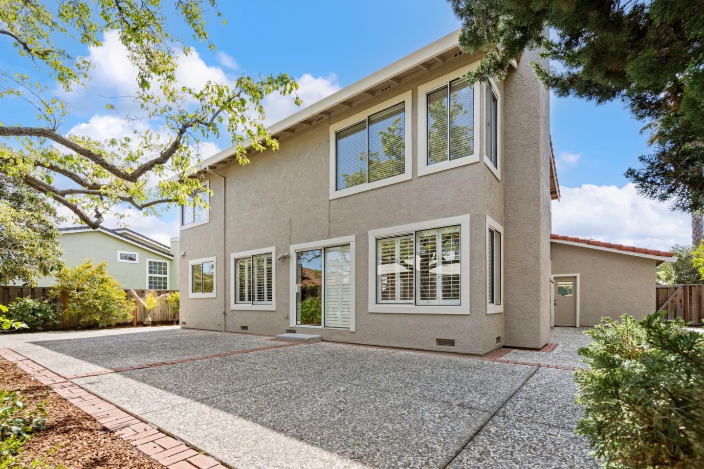 Detail Gallery Image 32 of 49 For 237 Aberdeen Dr, San Carlos,  CA 94070 - 4 Beds | 3 Baths