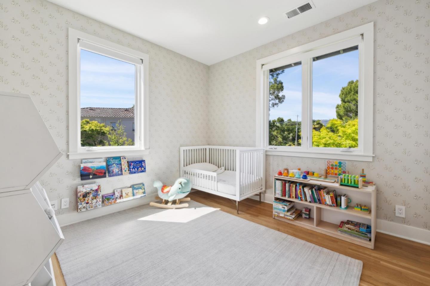 Detail Gallery Image 24 of 55 For 490 W Maple Way, Woodside,  CA 94062 - 4 Beds | 4/1 Baths
