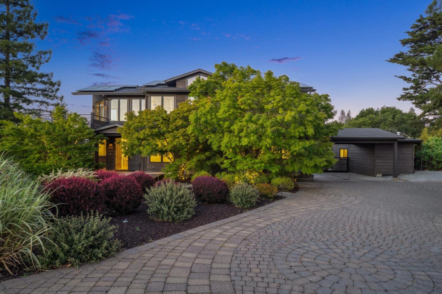 Detail Gallery Image 3 of 55 For 490 W Maple Way, Woodside,  CA 94062 - 4 Beds | 4/1 Baths