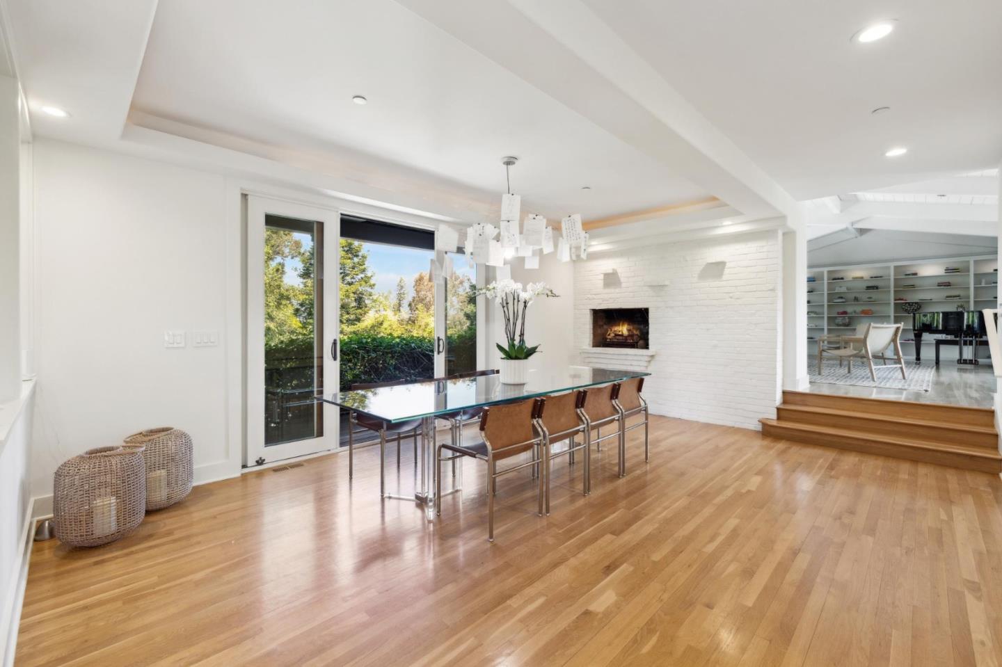 Detail Gallery Image 9 of 55 For 490 W Maple Way, Woodside,  CA 94062 - 4 Beds | 4/1 Baths