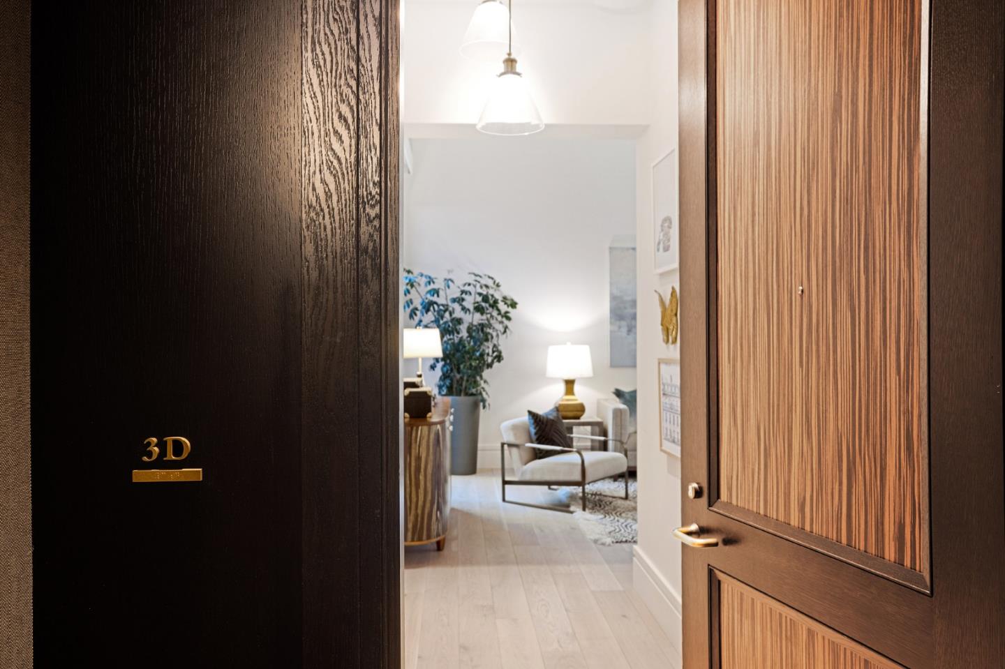 Detail Gallery Image 2 of 34 For 288 Pacific Ave 3d,  San Francisco,  CA 94111 - 1 Beds | 1 Baths