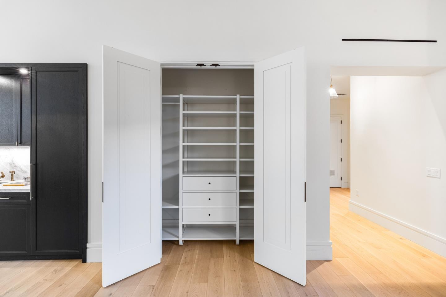 Detail Gallery Image 23 of 34 For 288 Pacific Ave 3d,  San Francisco,  CA 94111 - 1 Beds | 1 Baths
