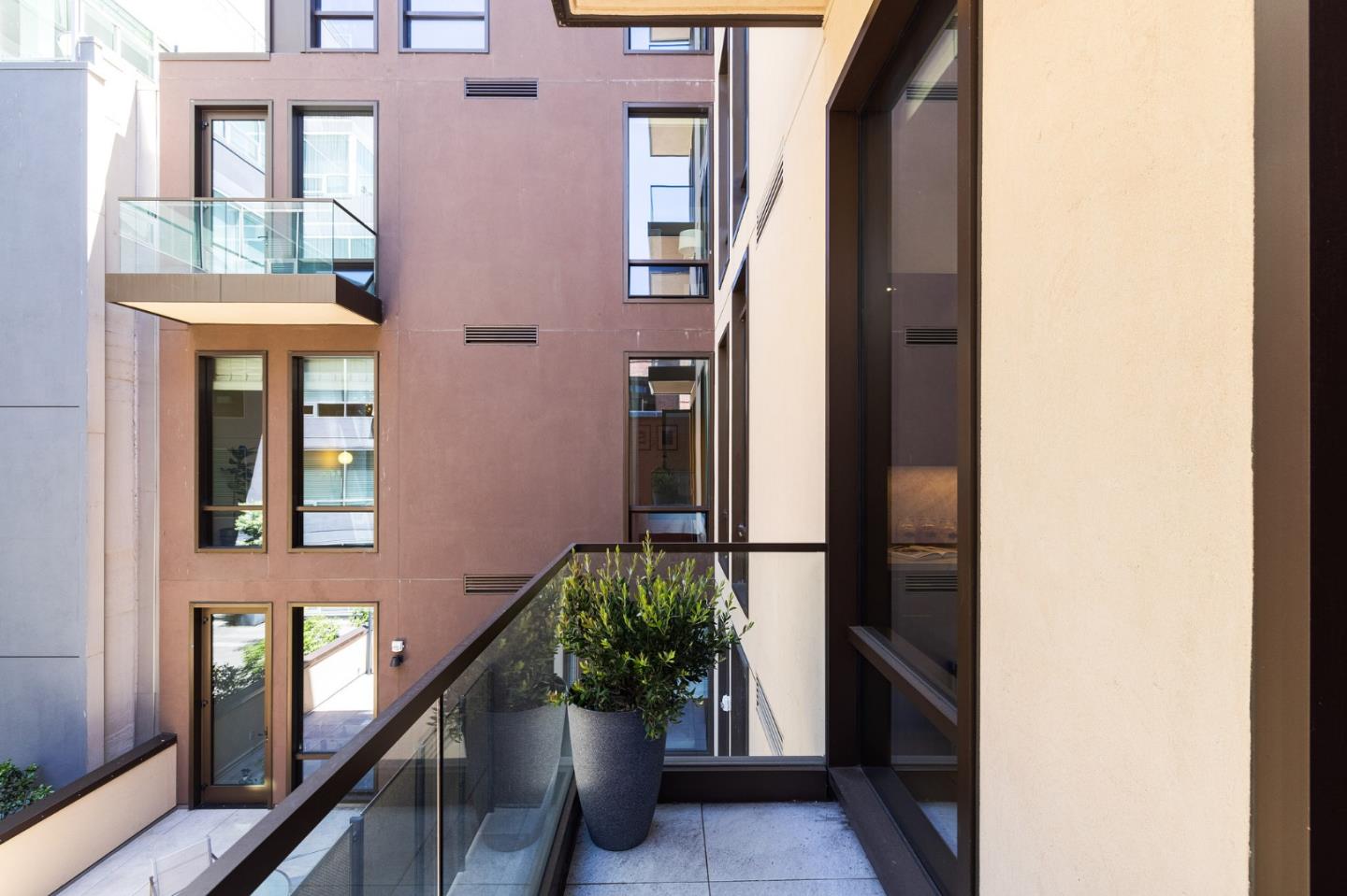Detail Gallery Image 28 of 34 For 288 Pacific Ave 3d,  San Francisco,  CA 94111 - 1 Beds | 1 Baths