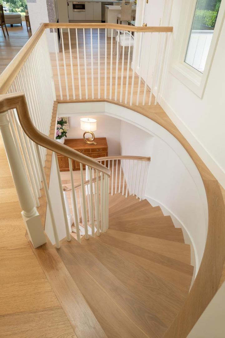Detail Gallery Image 21 of 36 For 525 El Arroyo Rd, Hillsborough,  CA 94010 - 3 Beds | 3/1 Baths