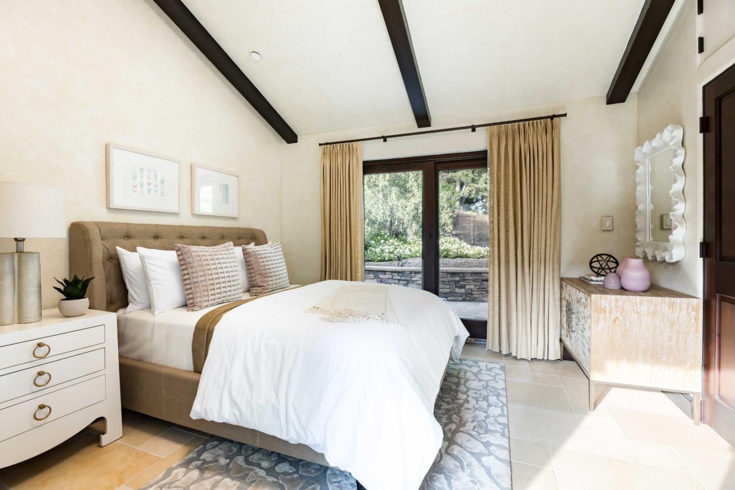 Detail Gallery Image 14 of 33 For 40 Tagus Ct, Portola Valley,  CA 94028 - 4 Beds | 3 Baths