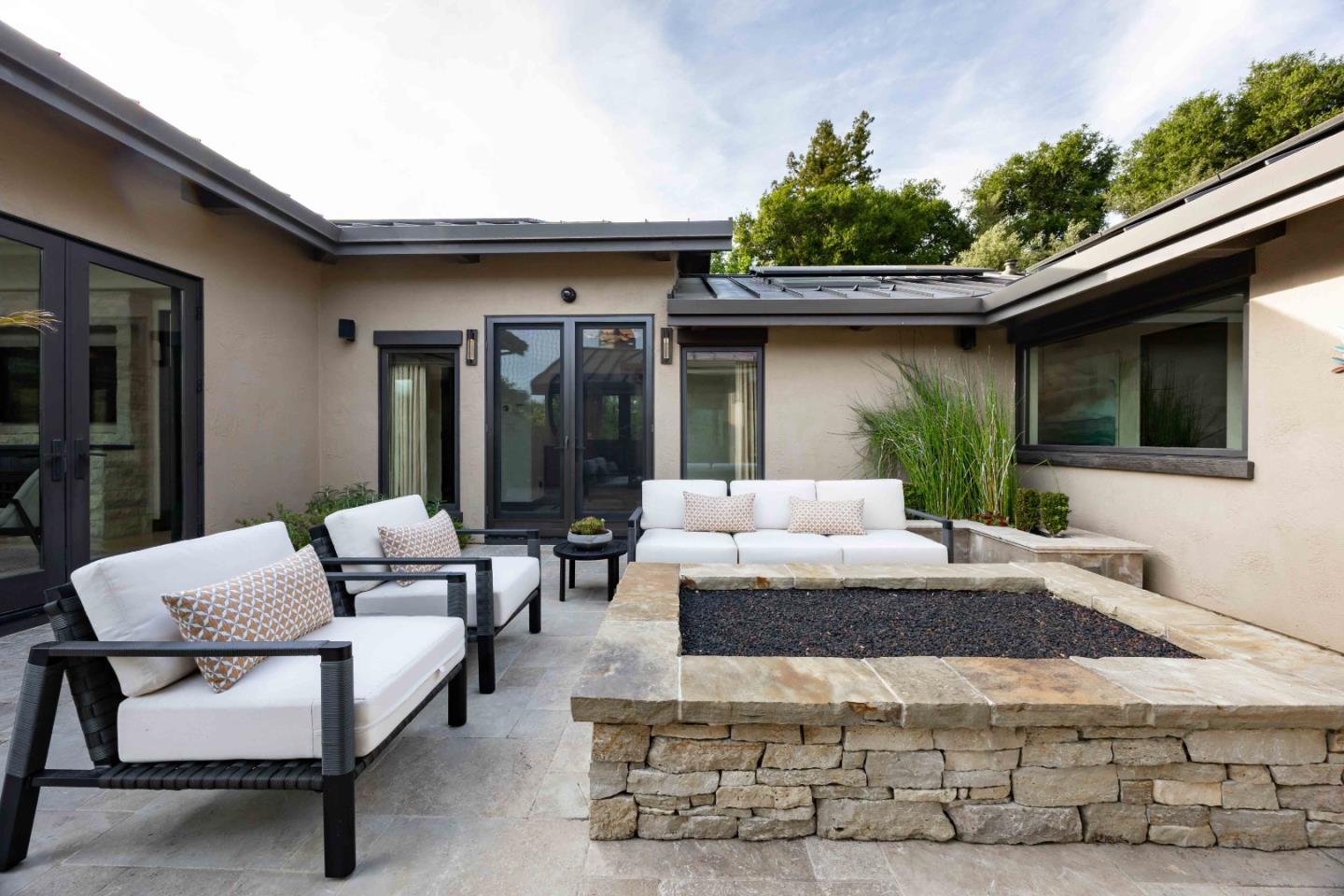 Detail Gallery Image 32 of 33 For 40 Tagus Ct, Portola Valley,  CA 94028 - 4 Beds | 3 Baths