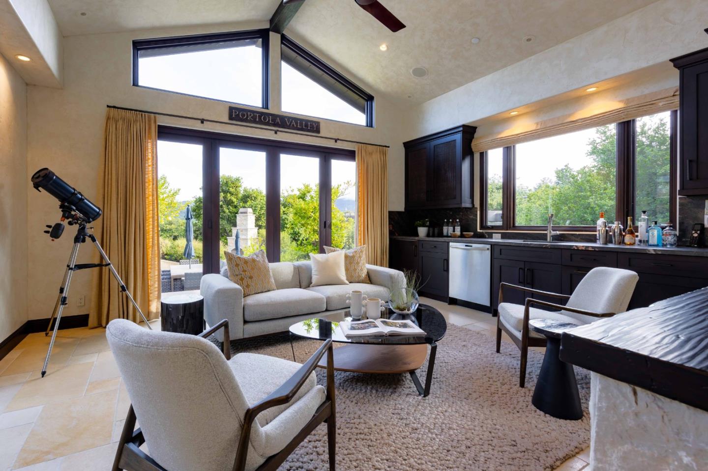 Detail Gallery Image 6 of 33 For 40 Tagus Ct, Portola Valley,  CA 94028 - 4 Beds | 3 Baths