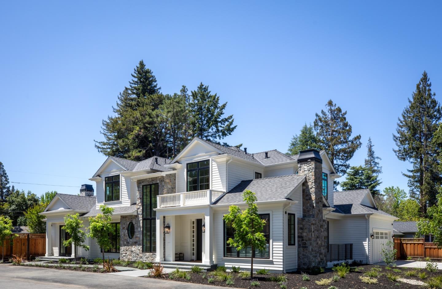 Detail Gallery Image 3 of 52 For 1310 Bay Laurel Dr, Menlo Park,  CA 94025 - 7 Beds | 6/1 Baths