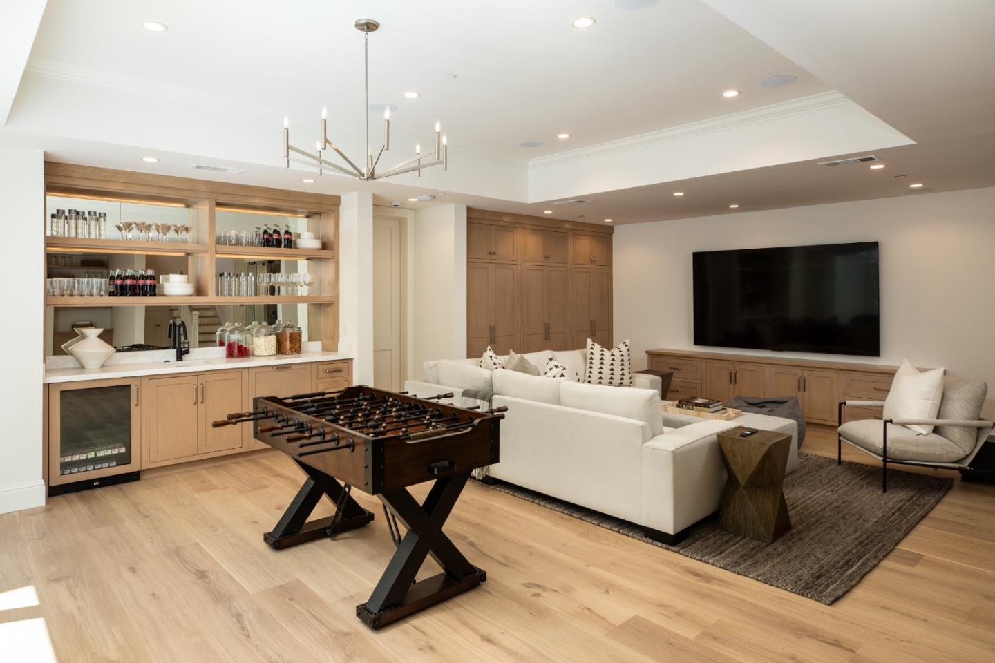 Detail Gallery Image 36 of 52 For 1310 Bay Laurel Dr, Menlo Park,  CA 94025 - 7 Beds | 6/1 Baths