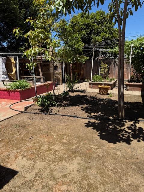 Detail Gallery Image 24 of 26 For 129 Rodeo Ave, Salinas,  CA 93906 - 2 Beds | 1 Baths