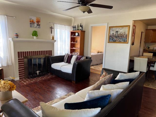 Detail Gallery Image 9 of 26 For 129 Rodeo Ave, Salinas,  CA 93906 - 2 Beds | 1 Baths