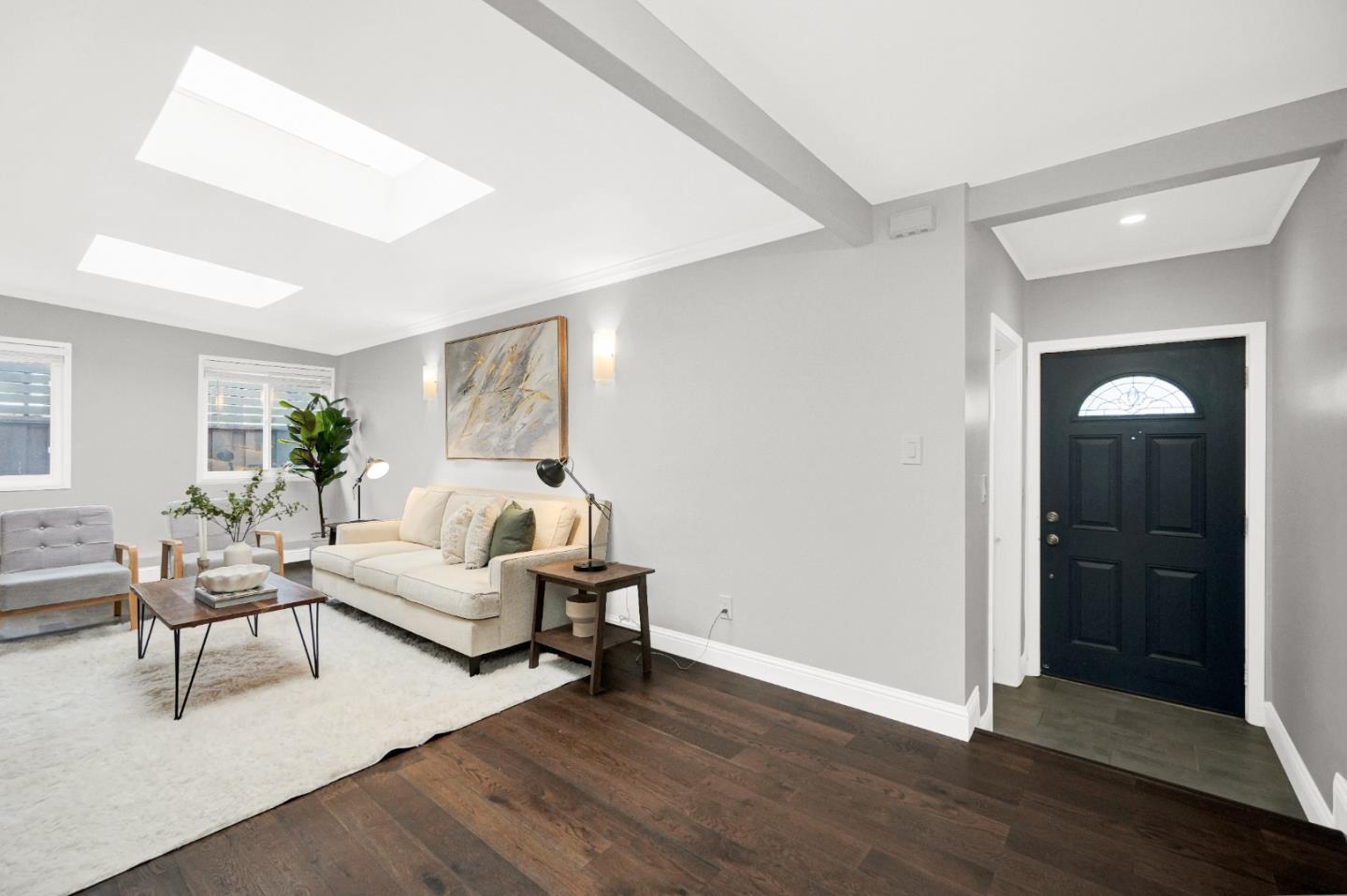 Detail Gallery Image 12 of 72 For 2781 Saint Cloud Dr, San Bruno,  CA 94066 - 6 Beds | 4 Baths