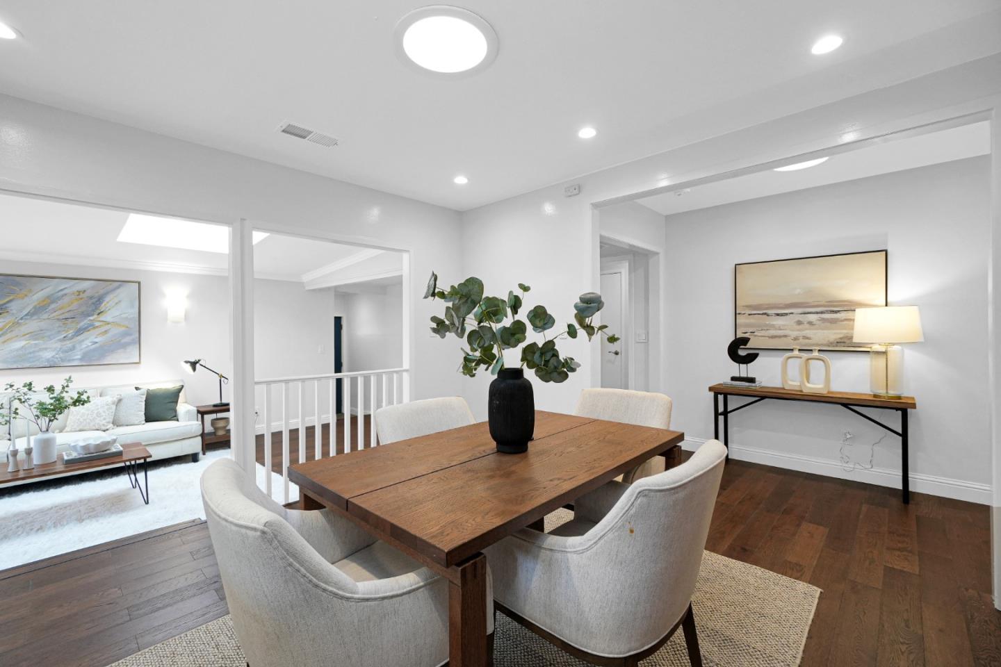 Detail Gallery Image 17 of 72 For 2781 Saint Cloud Dr, San Bruno,  CA 94066 - 6 Beds | 4 Baths