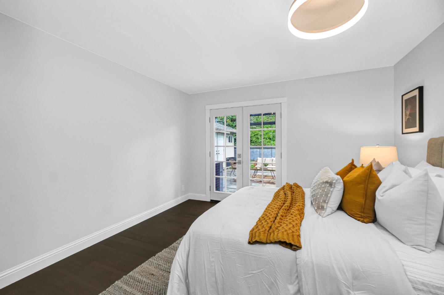 Detail Gallery Image 32 of 72 For 2781 Saint Cloud Dr, San Bruno,  CA 94066 - 6 Beds | 4 Baths