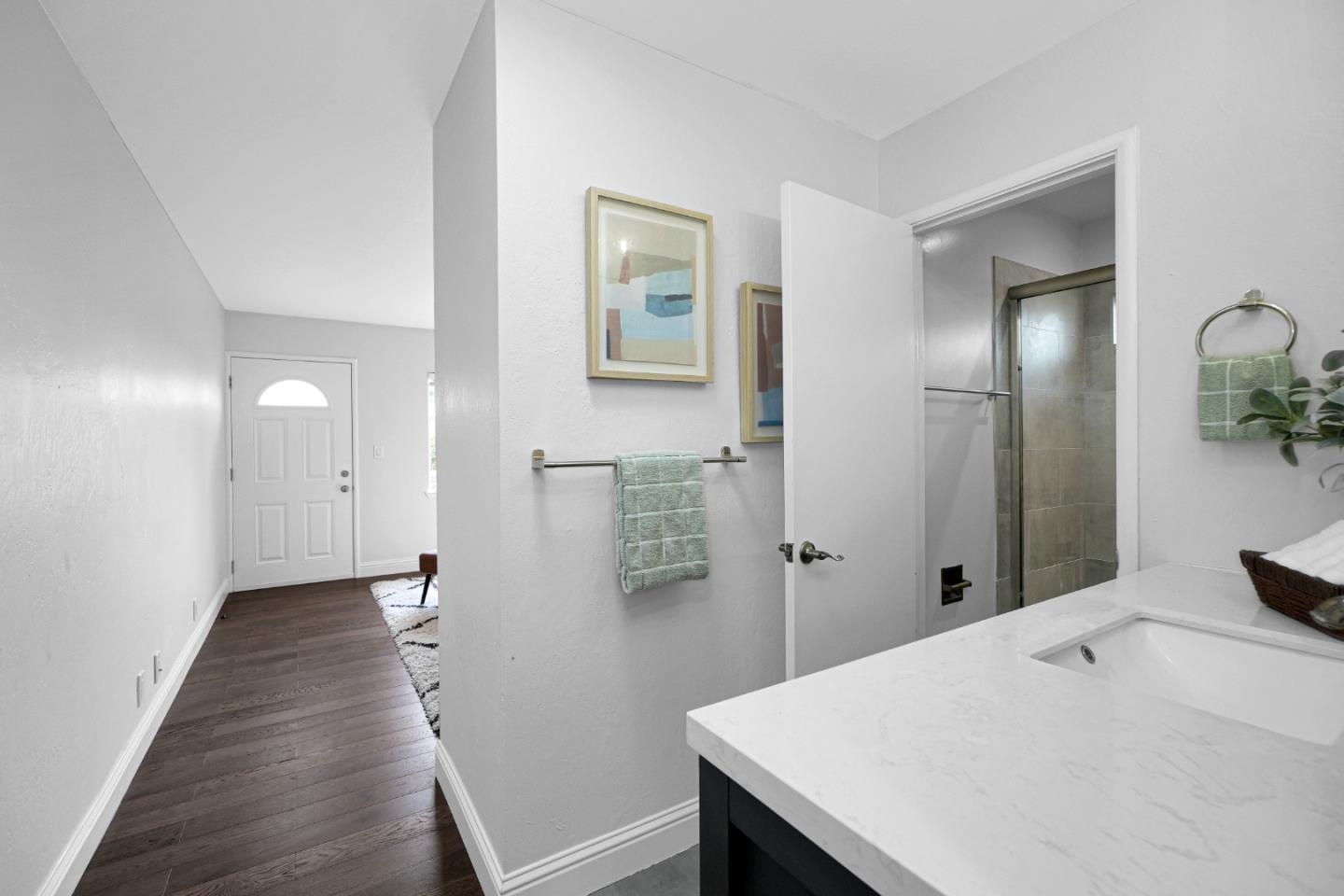 Detail Gallery Image 35 of 72 For 2781 Saint Cloud Dr, San Bruno,  CA 94066 - 6 Beds | 4 Baths