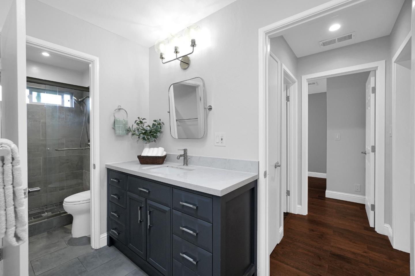 Detail Gallery Image 37 of 72 For 2781 Saint Cloud Dr, San Bruno,  CA 94066 - 6 Beds | 4 Baths