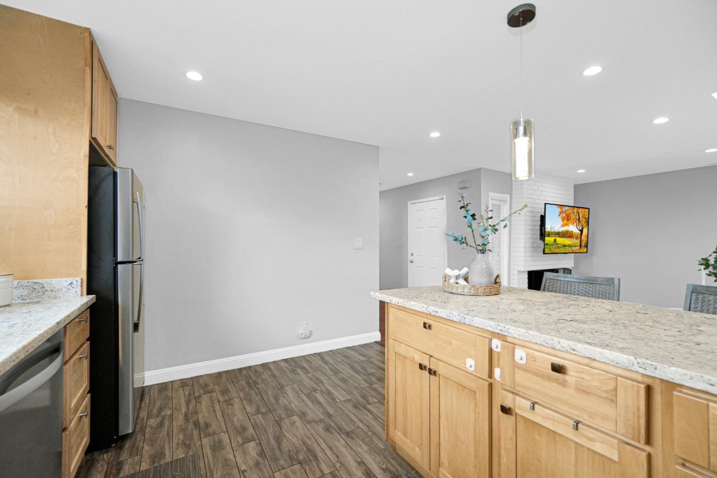Detail Gallery Image 46 of 72 For 2781 Saint Cloud Dr, San Bruno,  CA 94066 - 6 Beds | 4 Baths