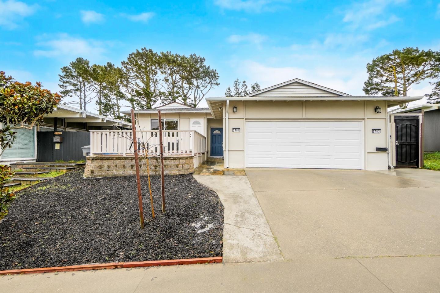 Detail Gallery Image 6 of 72 For 2781 Saint Cloud Dr, San Bruno,  CA 94066 - 6 Beds | 4 Baths