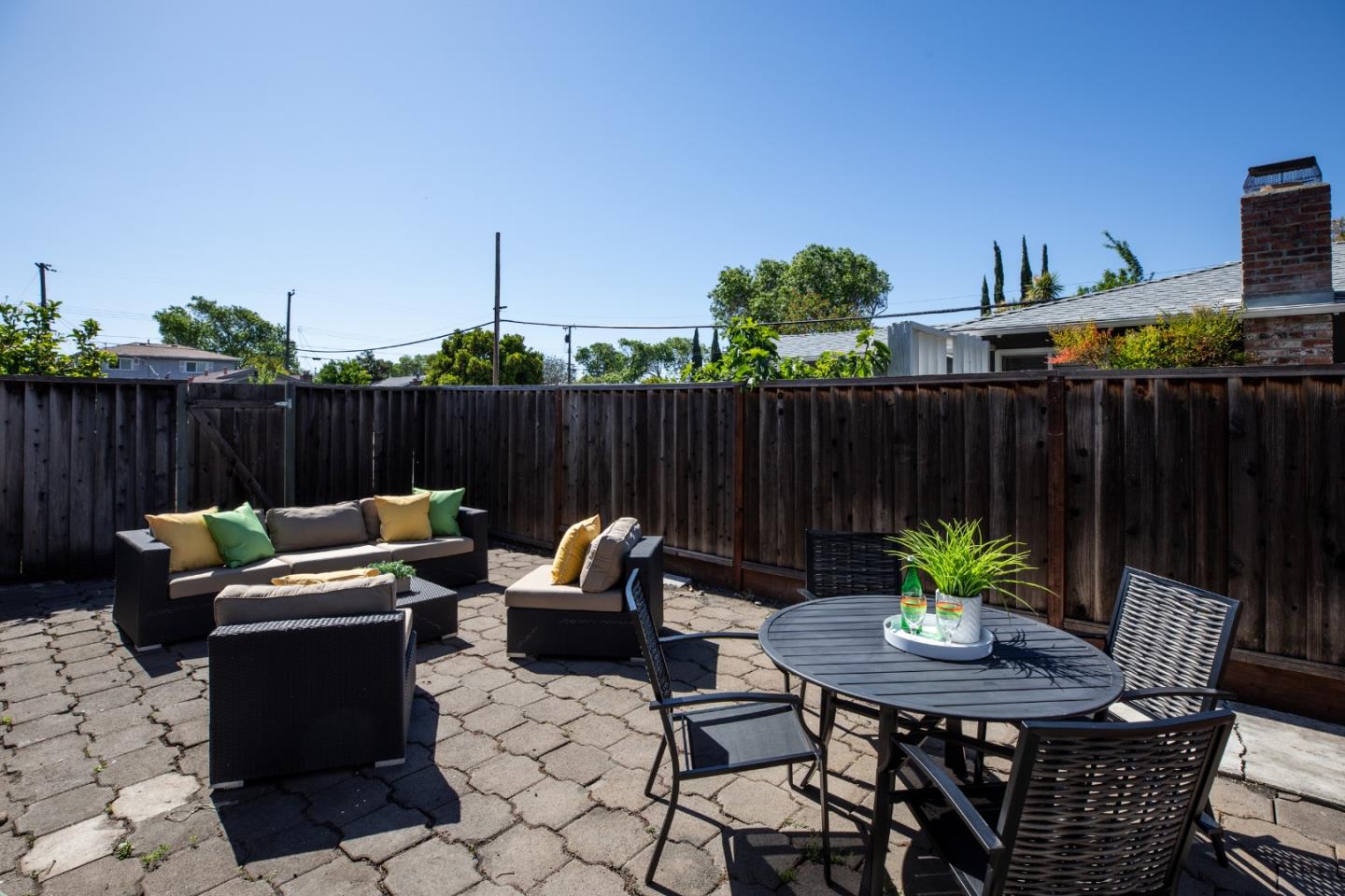 Detail Gallery Image 17 of 22 For 2923 Cabrillo Ave, Santa Clara,  CA 95051 - 3 Beds | 2 Baths
