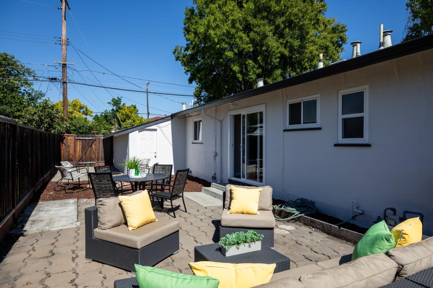 Detail Gallery Image 19 of 22 For 2923 Cabrillo Ave, Santa Clara,  CA 95051 - 3 Beds | 2 Baths
