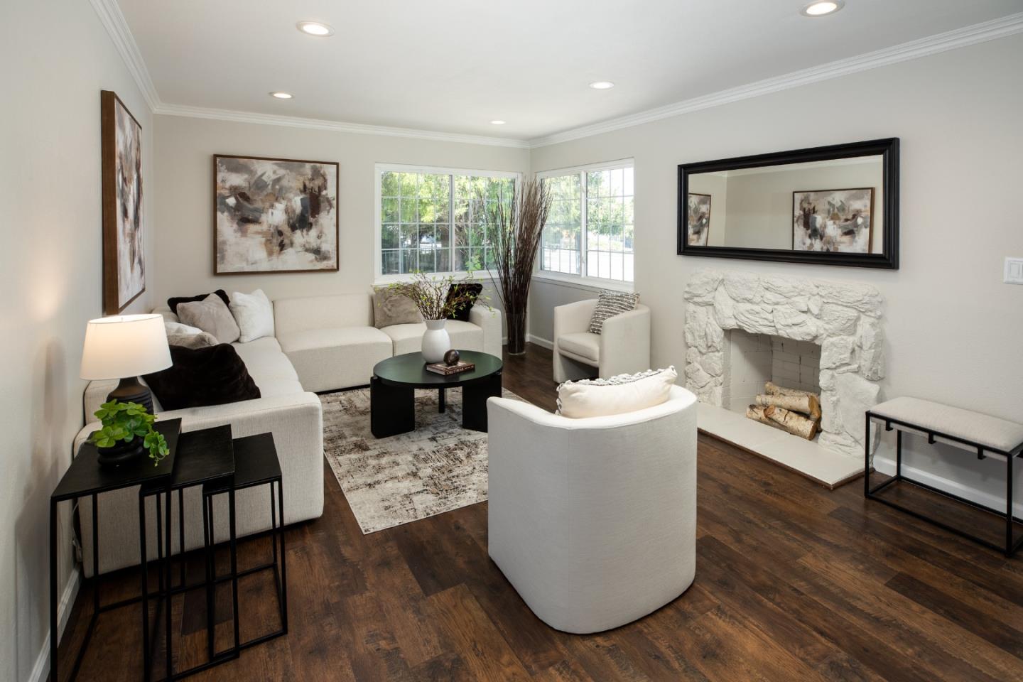 Detail Gallery Image 5 of 22 For 2923 Cabrillo Ave, Santa Clara,  CA 95051 - 3 Beds | 2 Baths