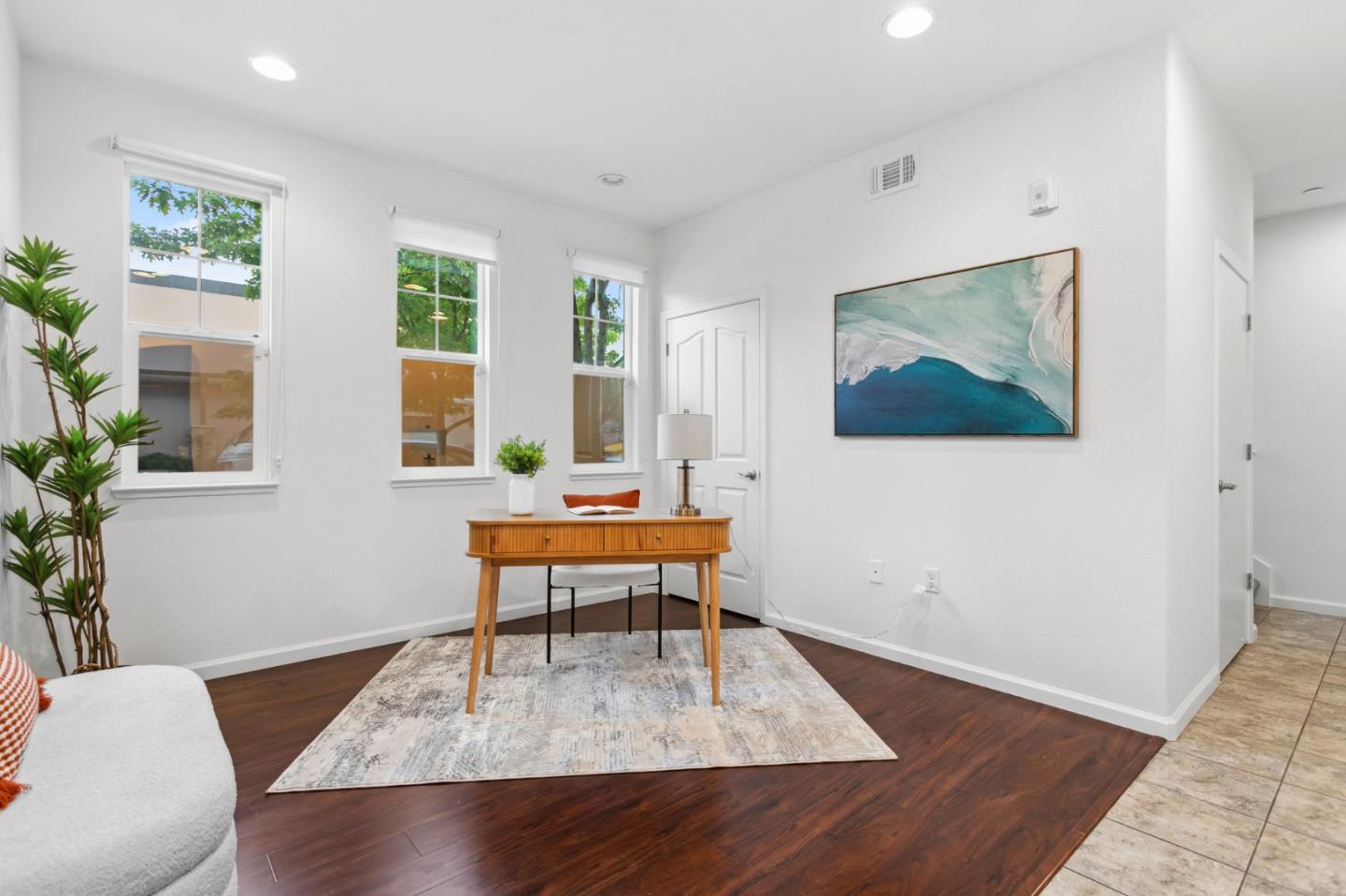 Detail Gallery Image 11 of 36 For 1341 Mercado Way, San Jose,  CA 95131 - 3 Beds | 3 Baths