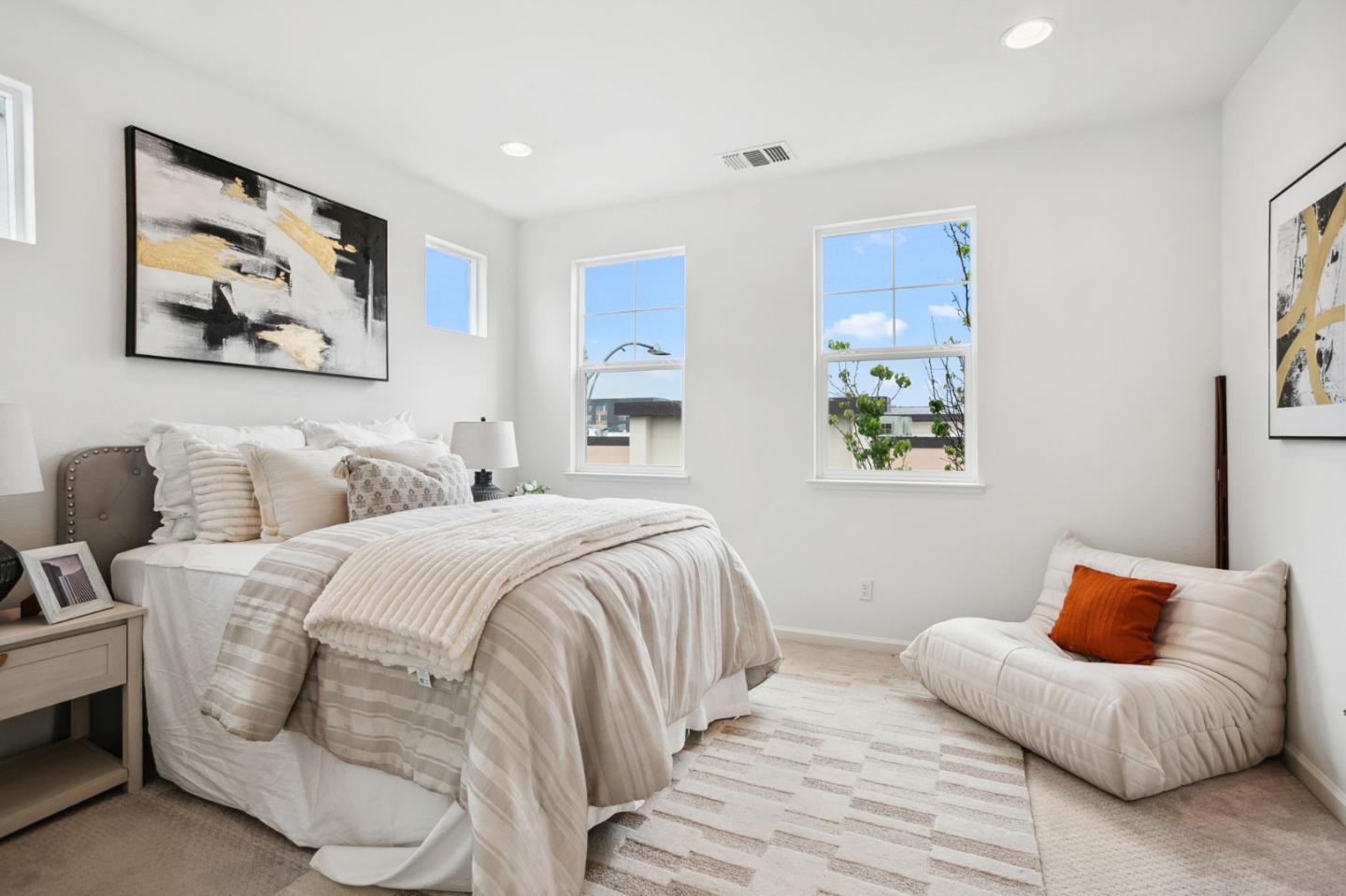 Detail Gallery Image 12 of 36 For 1341 Mercado Way, San Jose,  CA 95131 - 3 Beds | 3 Baths