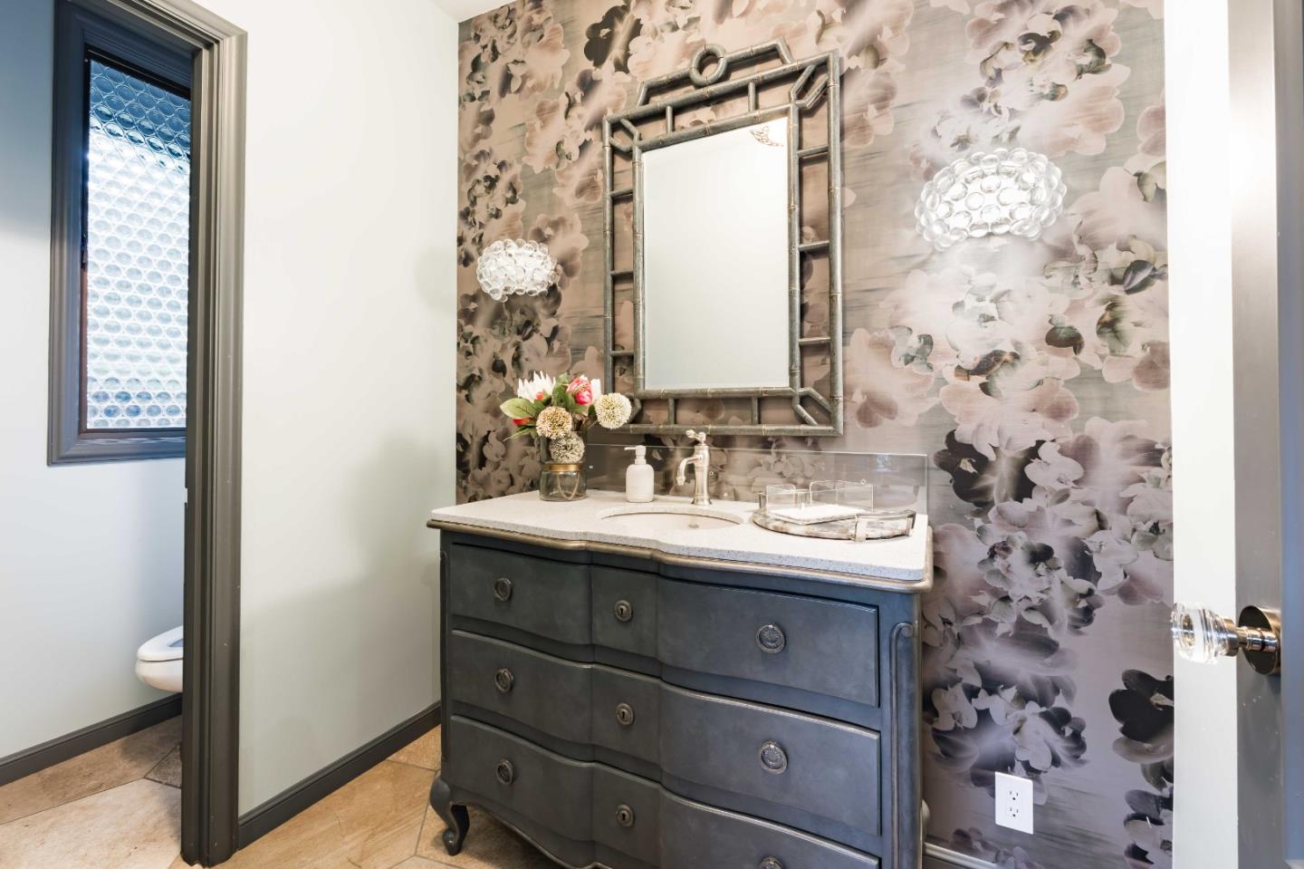 Detail Gallery Image 17 of 53 For 835 La Honda Rd, Woodside,  CA 94062 - 5 Beds | 5/2 Baths
