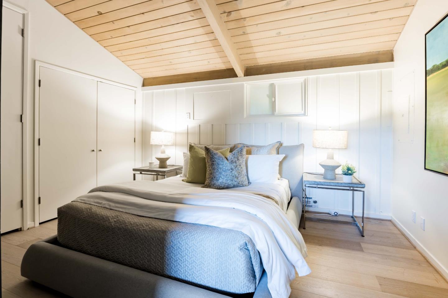 Detail Gallery Image 22 of 53 For 835 La Honda Rd, Woodside,  CA 94062 - 5 Beds | 5/2 Baths