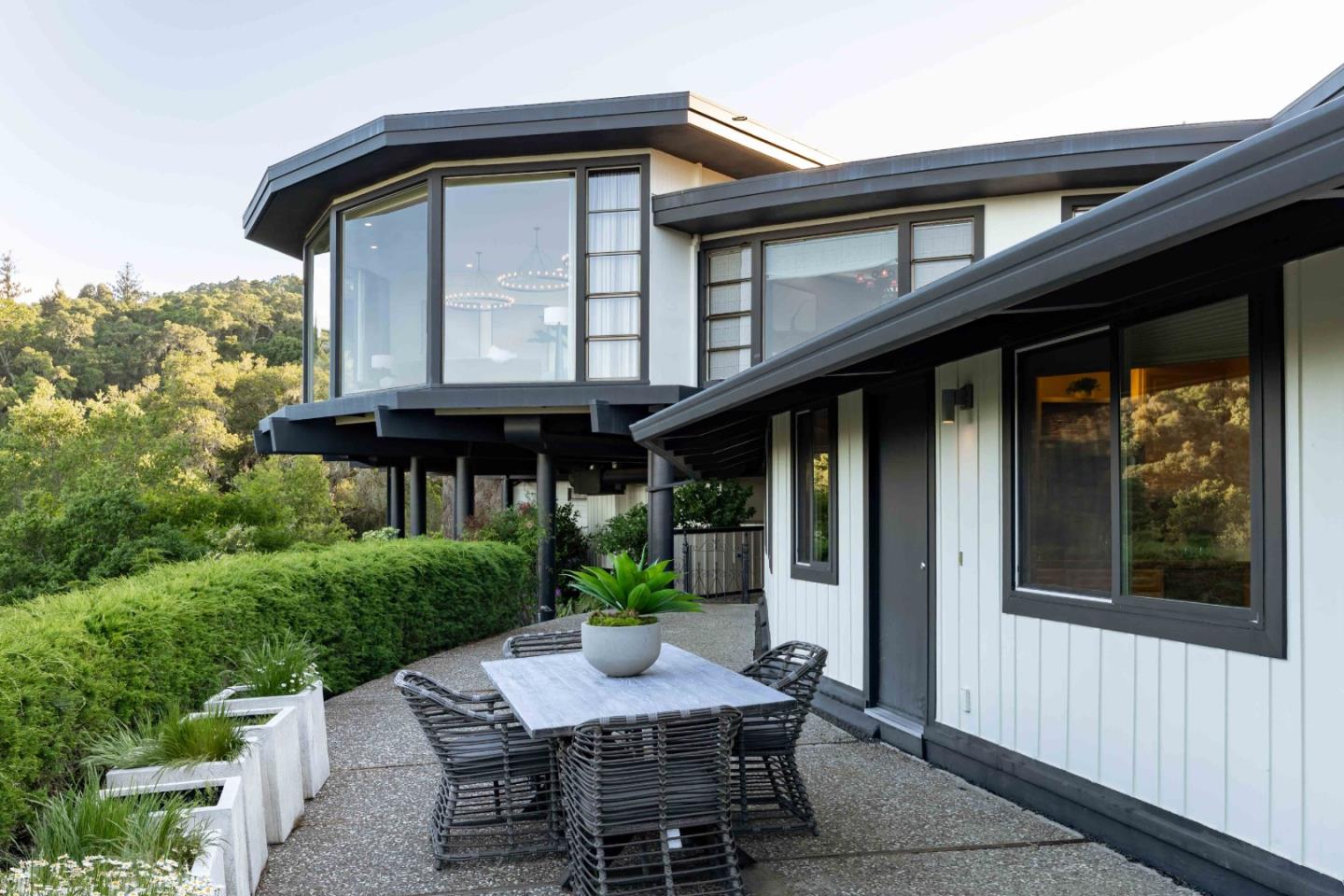 Detail Gallery Image 41 of 53 For 835 La Honda Rd, Woodside,  CA 94062 - 5 Beds | 5/2 Baths