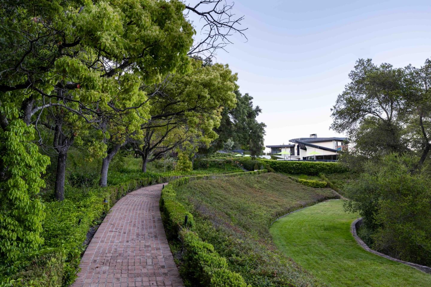 Detail Gallery Image 53 of 53 For 835 La Honda Rd, Woodside,  CA 94062 - 5 Beds | 5/2 Baths